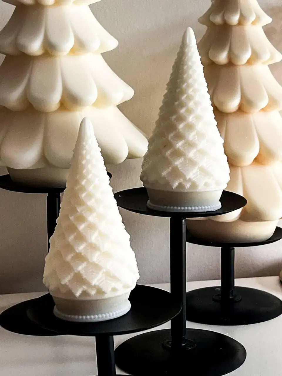 Christmas Tree Candle 4.5x2.5in