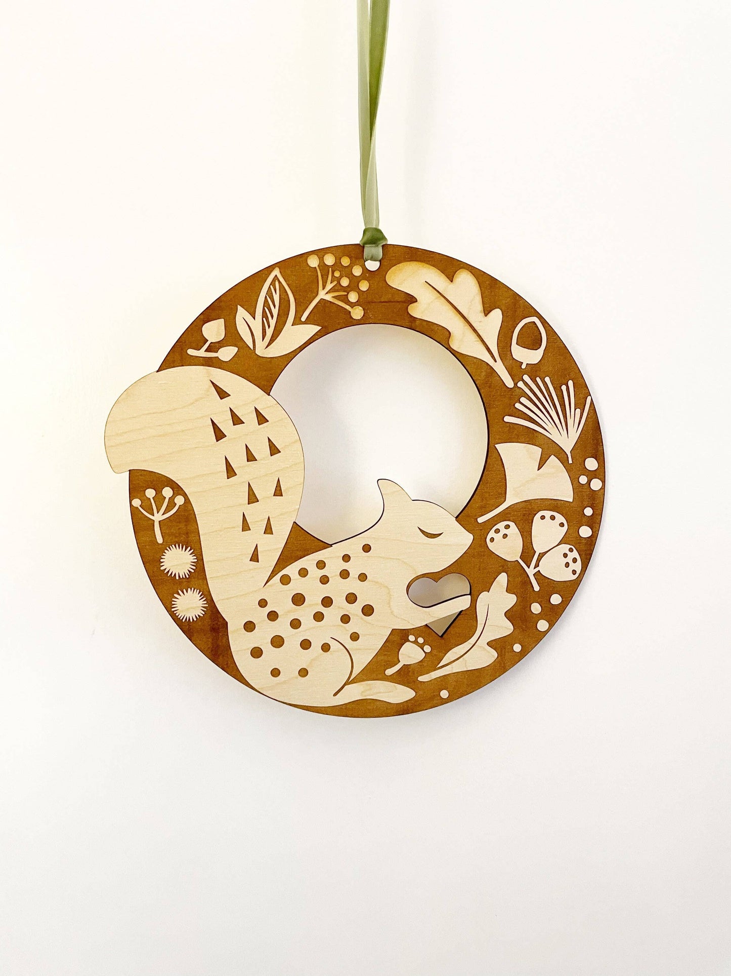 Wood Squirrel Wall Decor Wreath