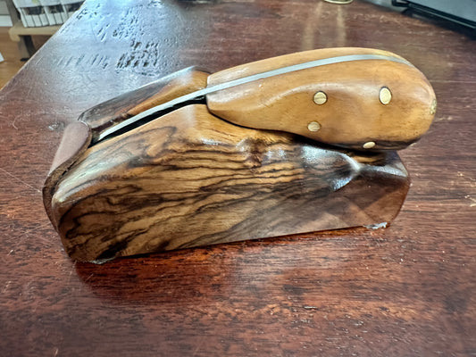 Claro Walnut Knife