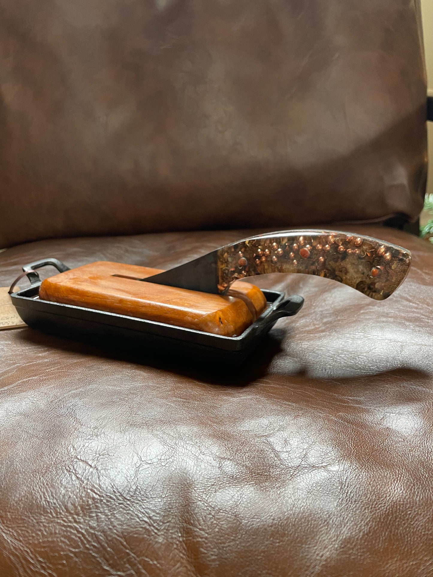 Knife in Cast Iron Cherry Block